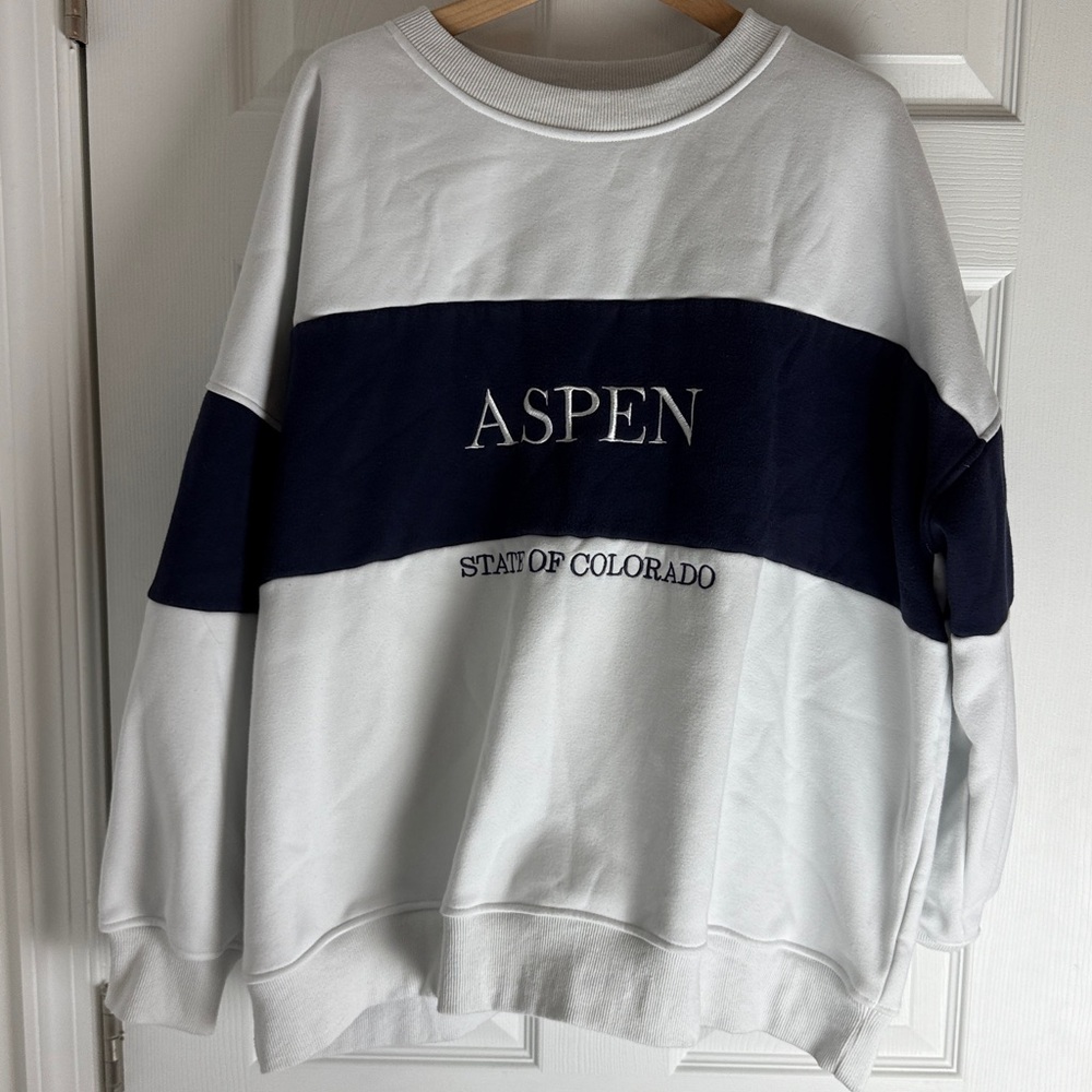 Arula Aspen CO White Cozy Sweatshirt